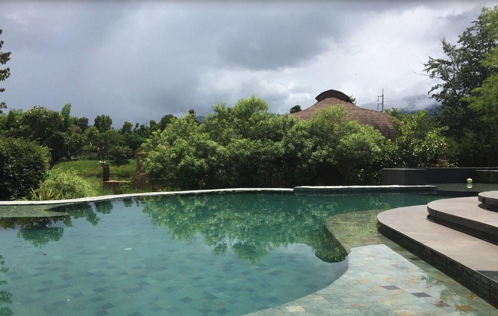 Montis Resort Pai Esterno foto