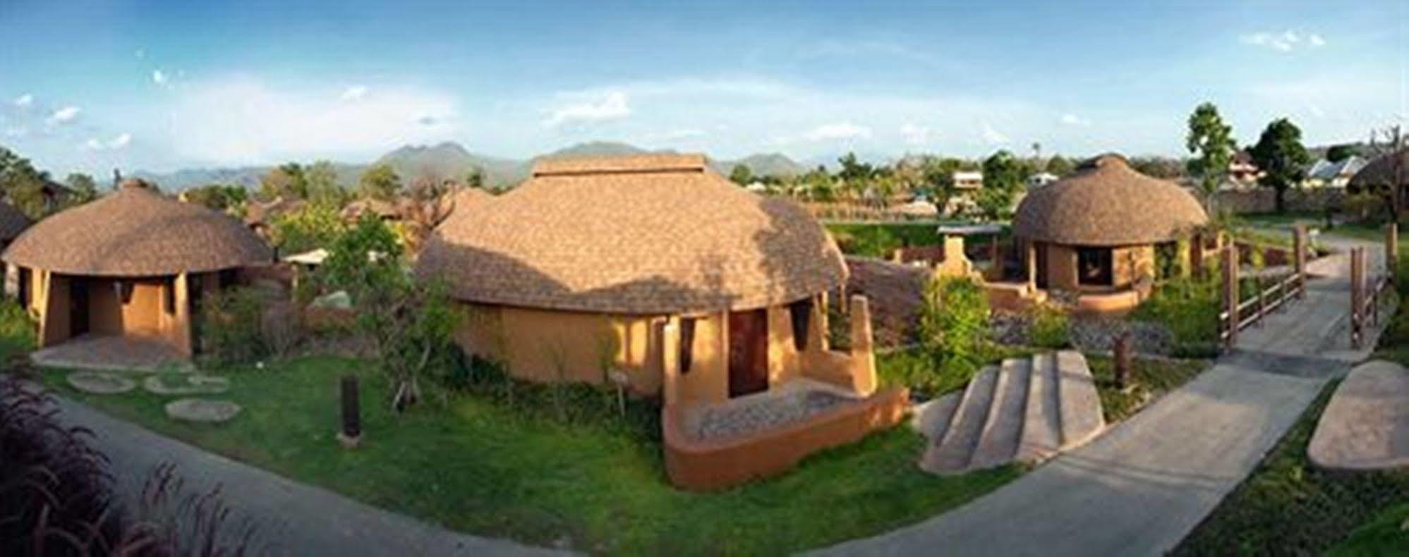 Montis Resort Pai Esterno foto